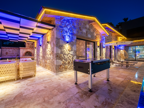  gece  -  Kasım
  | Kalkan Akbel'de Muhafazakar Aile İçin Özel Havuzlu Jakuzili Villa